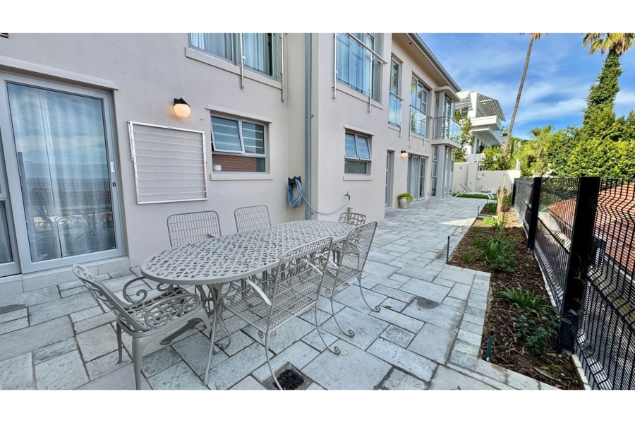 To Let 3 Bedroom Property for Rent in Clifton Western Cape